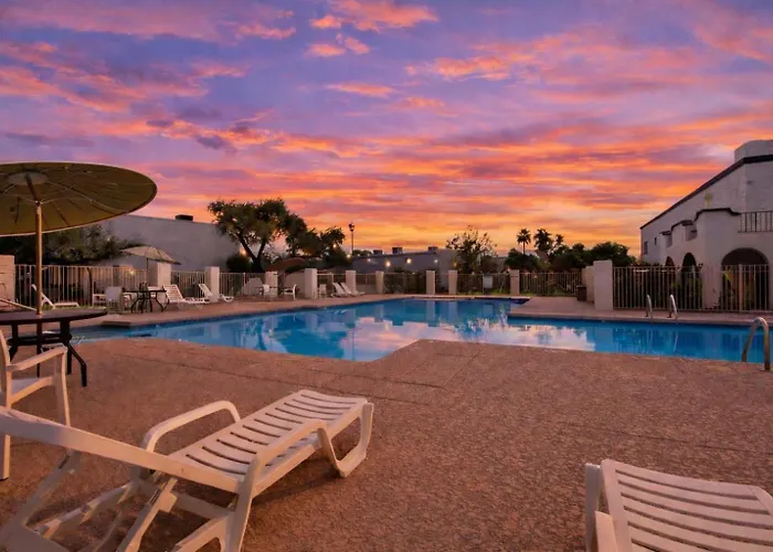 Hideaway - In Old Town Scottsdale-walk To Downtown Holiday home